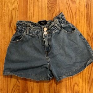 VICI PAPER BAG SHORTS